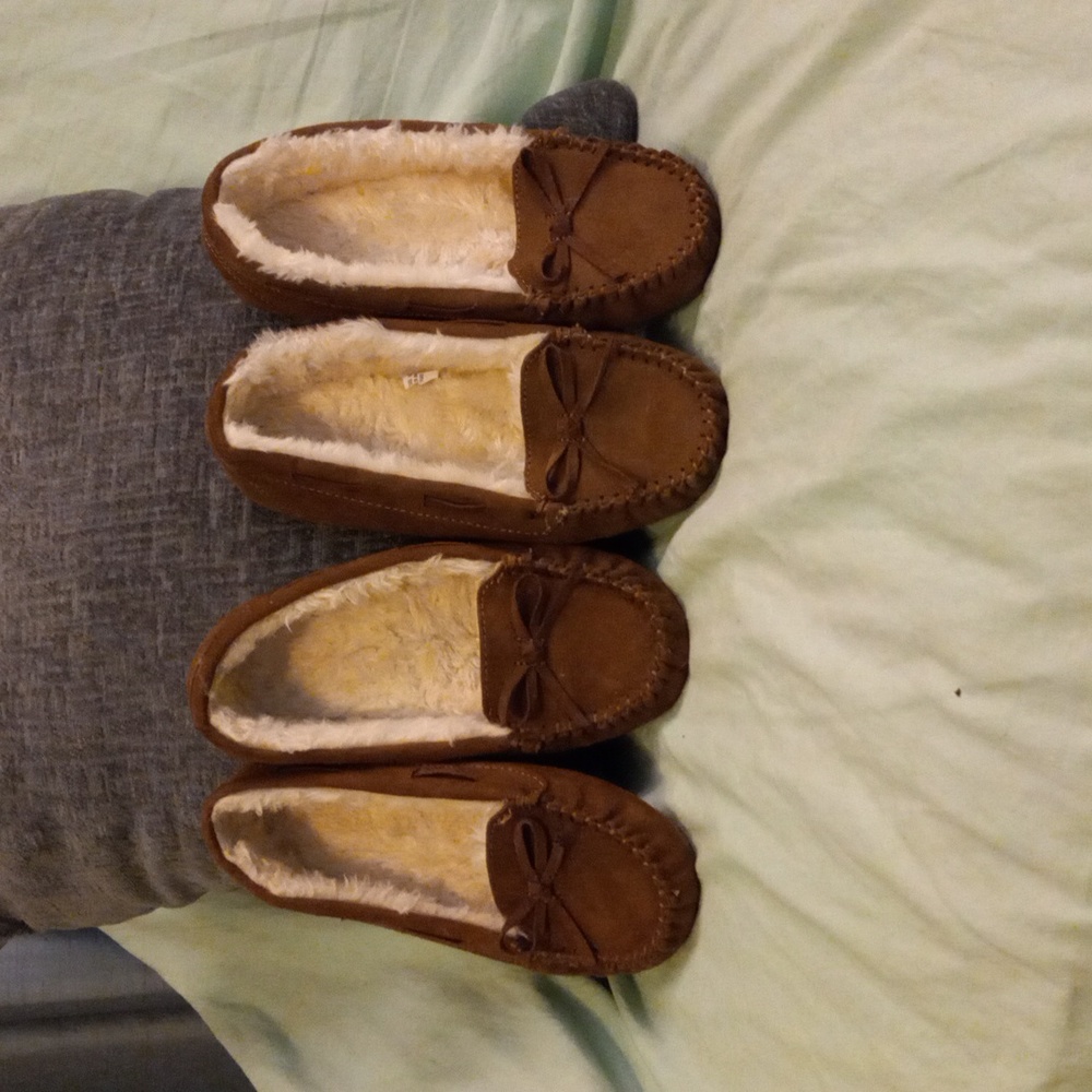 Girls Moccasins